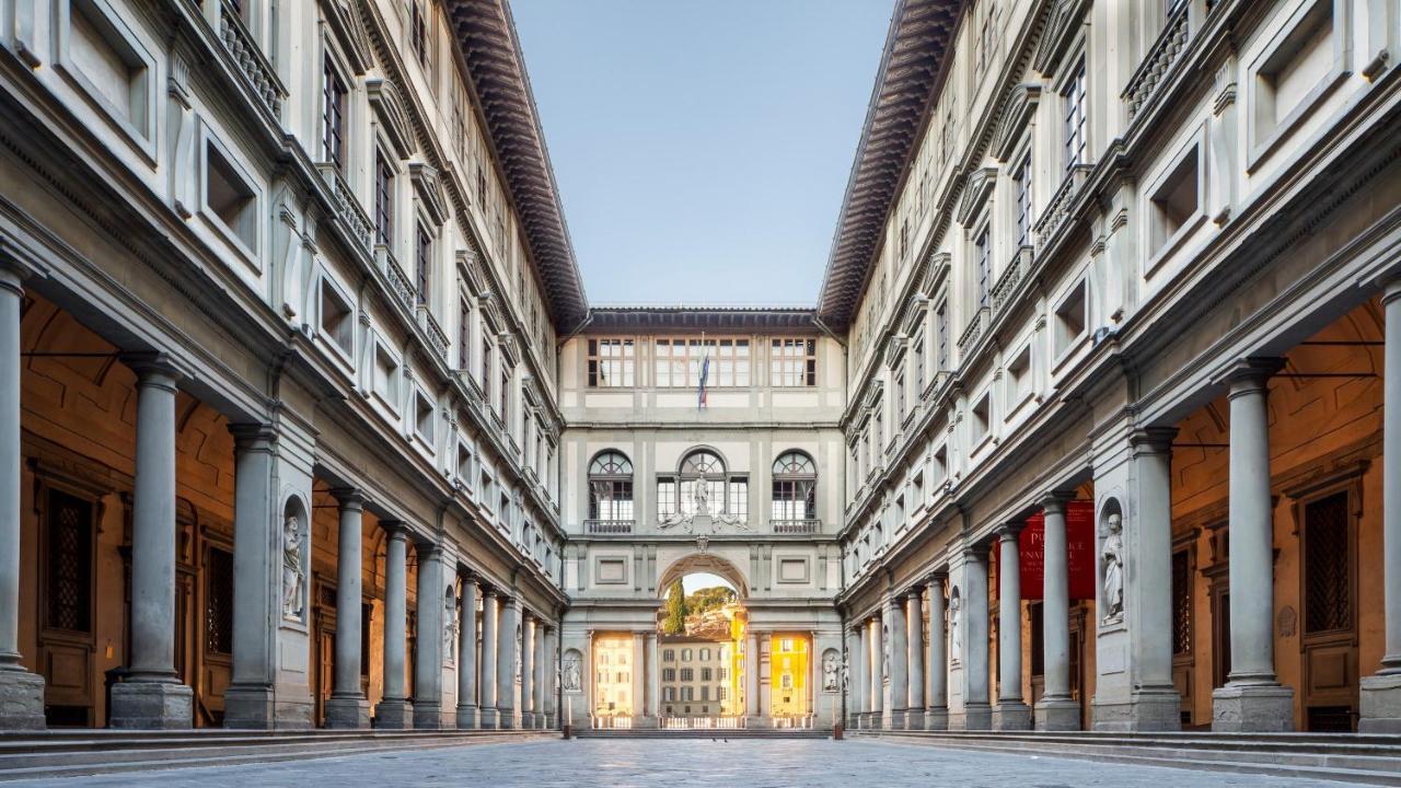 Historic Center Palace - Huge 4 Bedrooms Santa Croce Apartment - By LikehomeFirenze Esterno foto